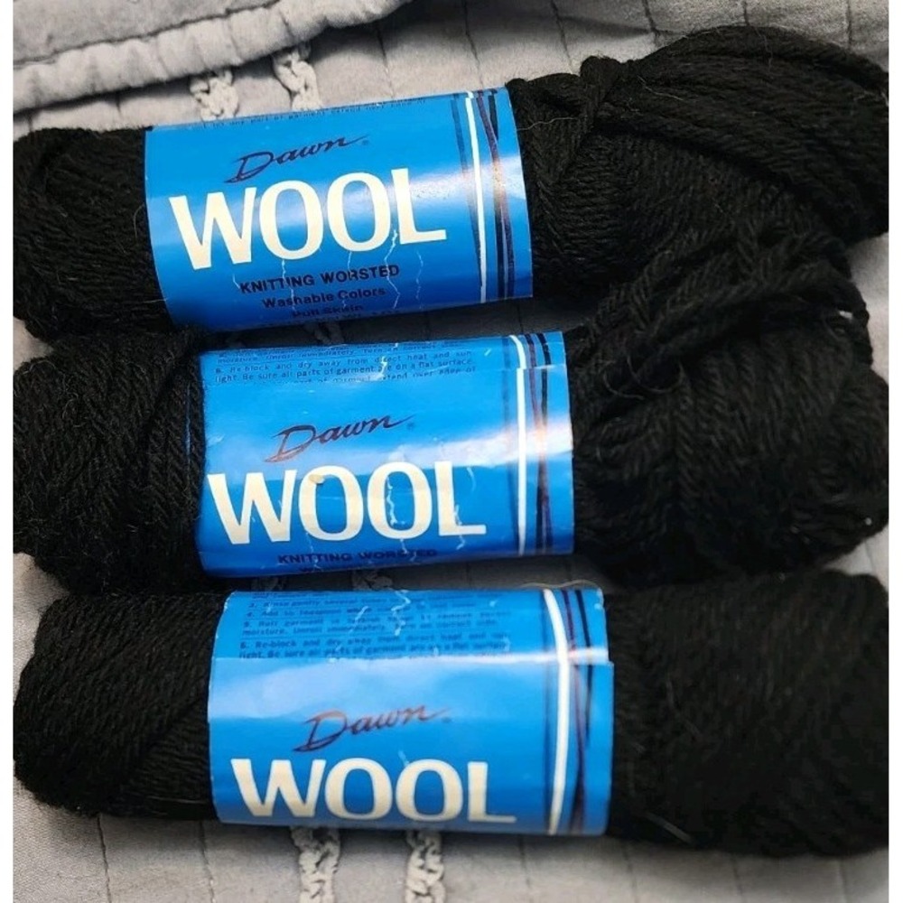 Vtg Lot American Thread Dawn Knitting Worsted 100% Virgin Wool Yarn Black 71